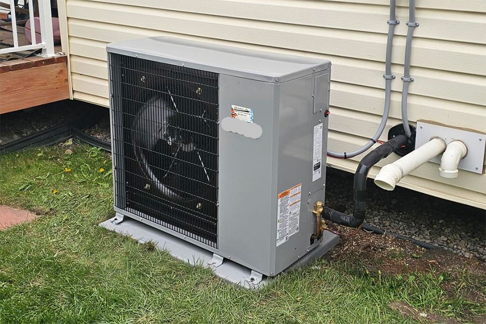 slim-line-ac-installed-by-airdrie-air-ltd