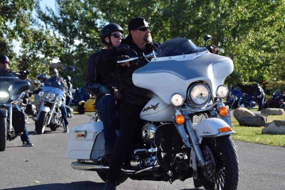 Over a dozen motorcyclists set out from Nose Creek Park early Saturday morning, travelling up to Didsbury and then turning around in Water Valley to return to Nose Creek Park, for Airdrie's first-ever motorcycle ride for Overdose Awareness. 