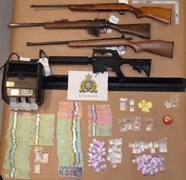 seized-guns-drugs-feb15