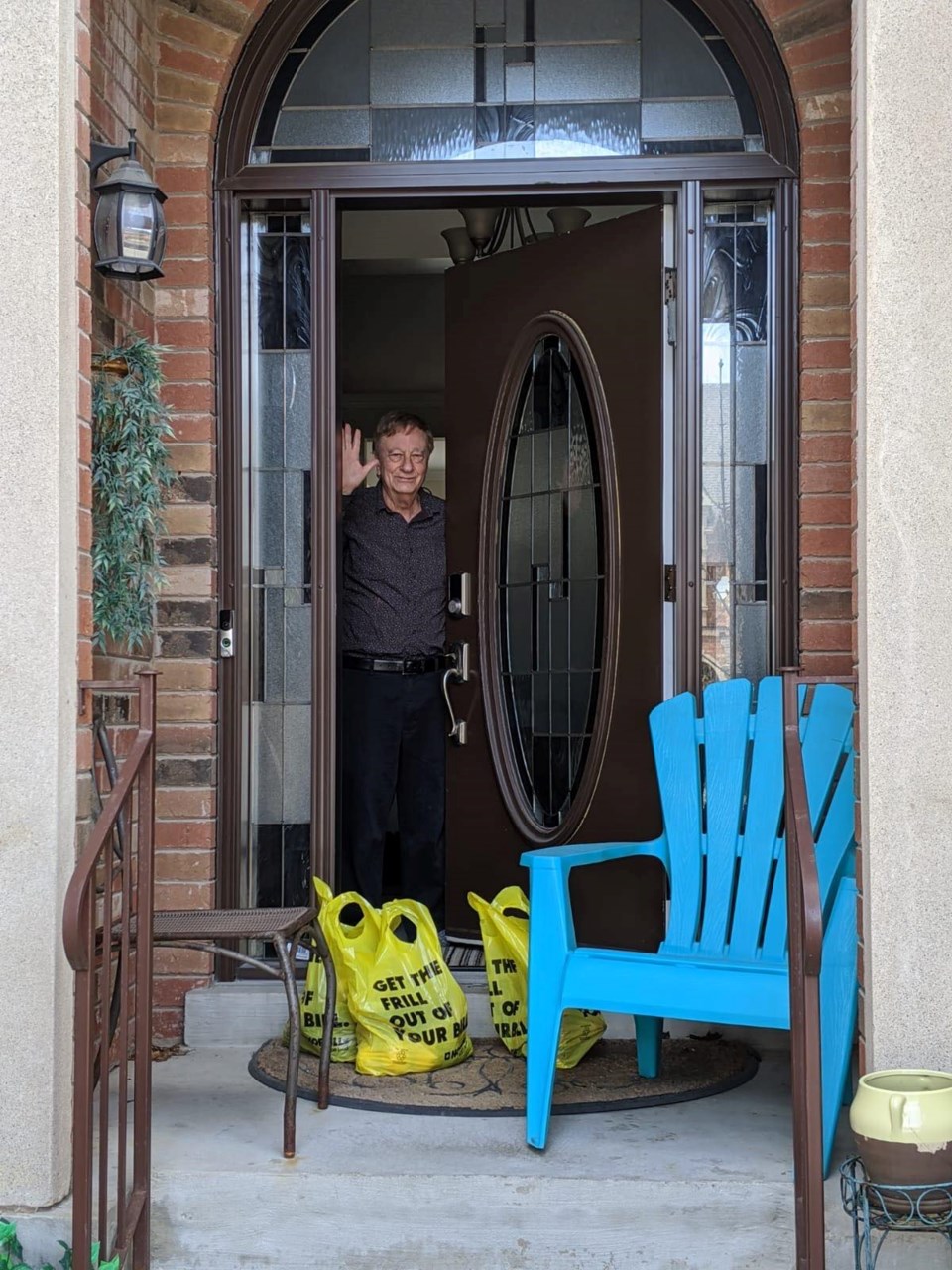 Grocery delivery services that'll send food to your front door 