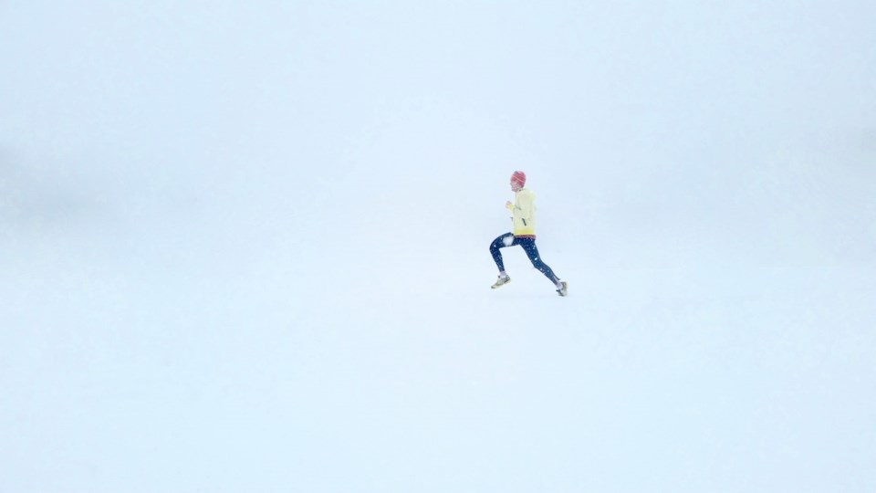 running-in-the-snow