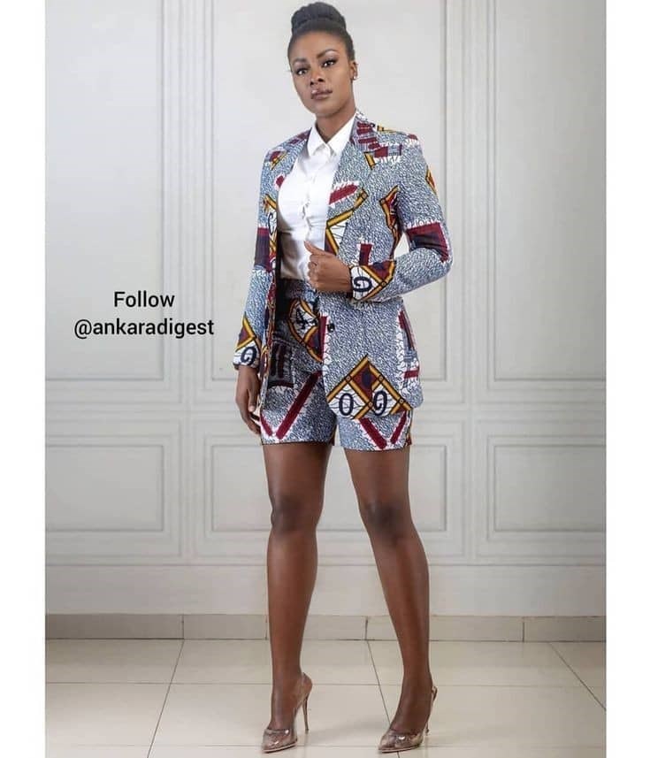 Ankara suit clearance style