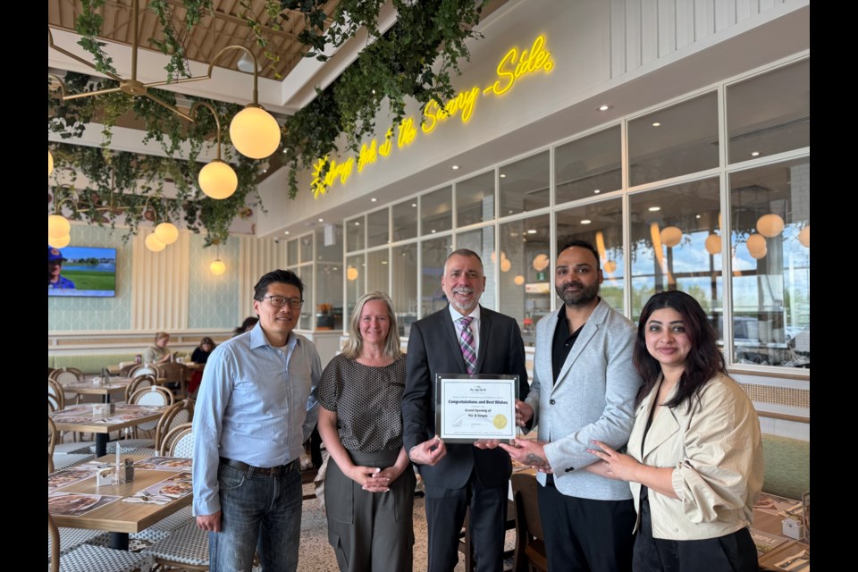 The grand opening celebration of  Pür and Simple on Bayview Avenue was marked by a visit from Aurora Mayor Tom Mrakas and councillors Harold Kim and Rachel Gilliland.