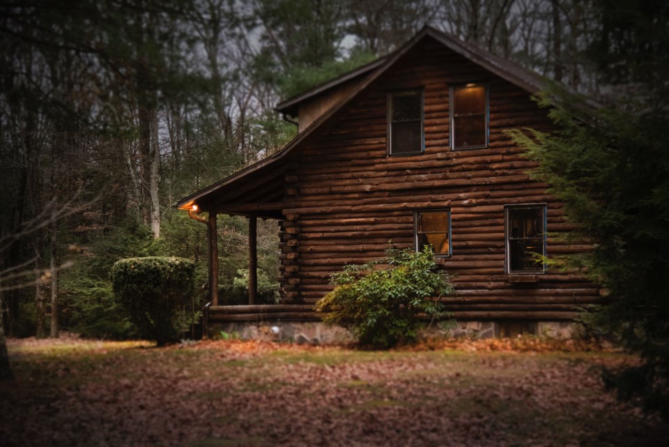 2021-09-22 Cottage cabin