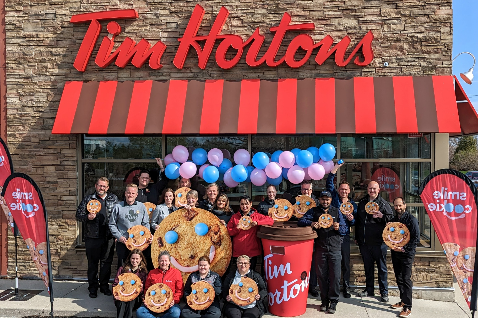 Tim Hortons owners all smiles from Smile Cookie Campaign - Barrie News