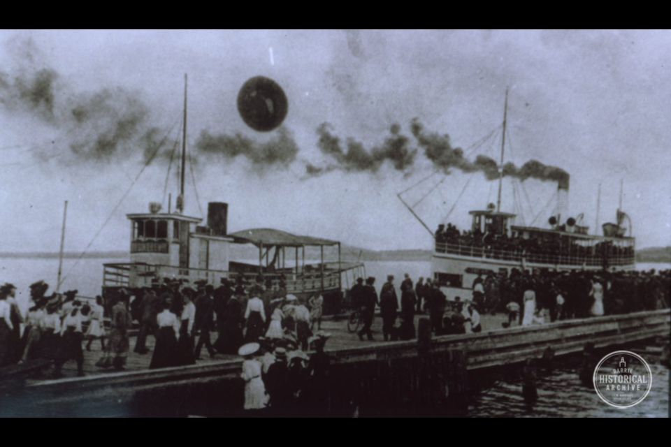 Ferry boats arriving at the Government Dock in Barrie, 1906. Photo courtesy of the Barrie Historical Archive
