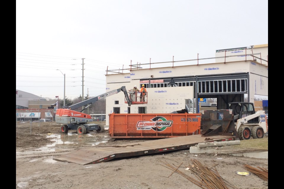 Construction is underway on a new Starbucks location. Laurie Watt for BarrieToday