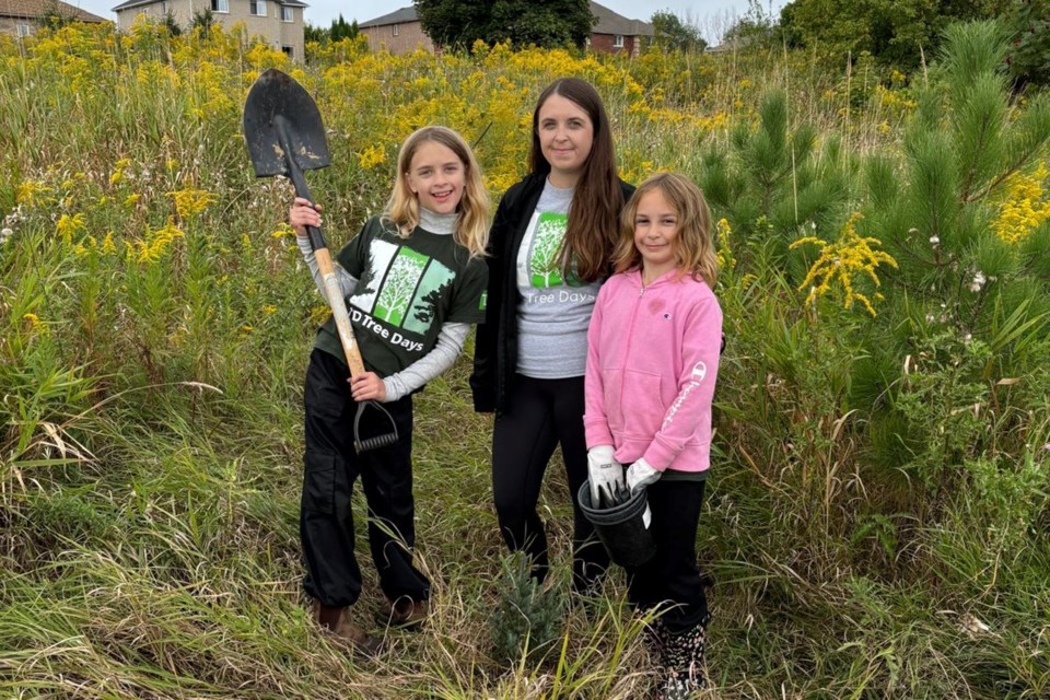 Volunteers at the TD Tree Days event in Barrie.