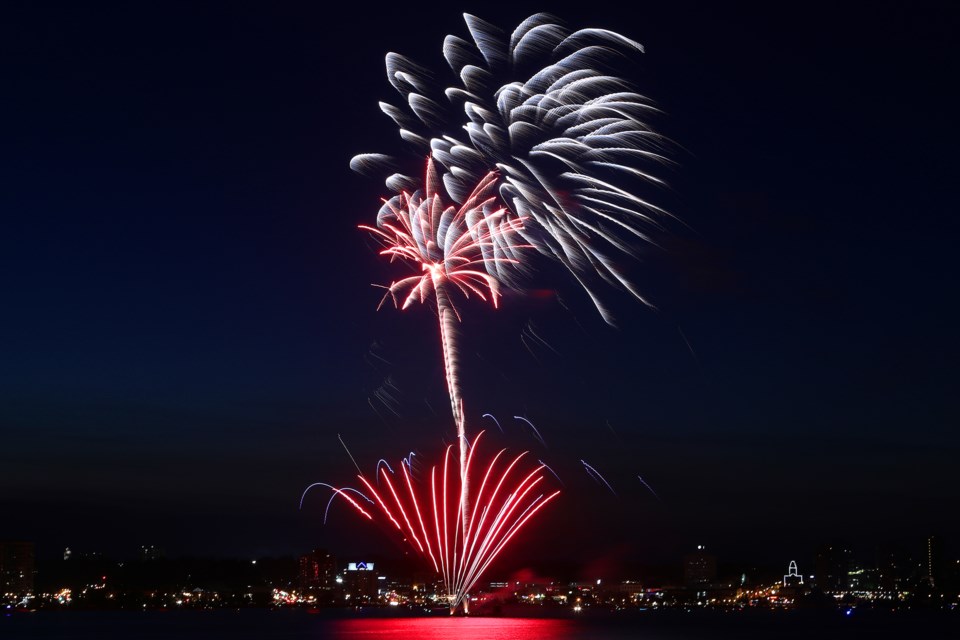 The Canada Day fireworks over Kempenfelt Bay in Barrie on Sunday, July 1, 2018. Kevin Lamb for BarrieToday