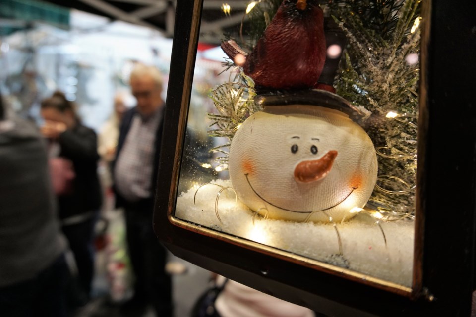 Thousands of eager Christmas shoppers flocked to the BMC on Saturday for the 25th annual Barrie Christmas Arts and Crafts show. Jessica Owen/BarrieToday