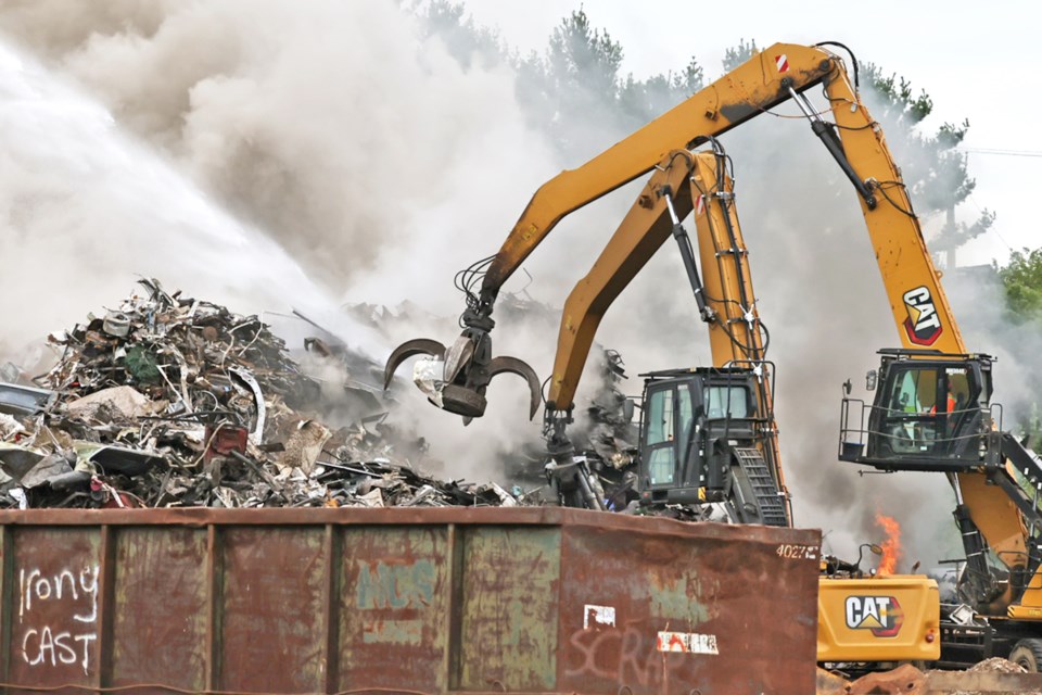 08192024recyclingplantfire14