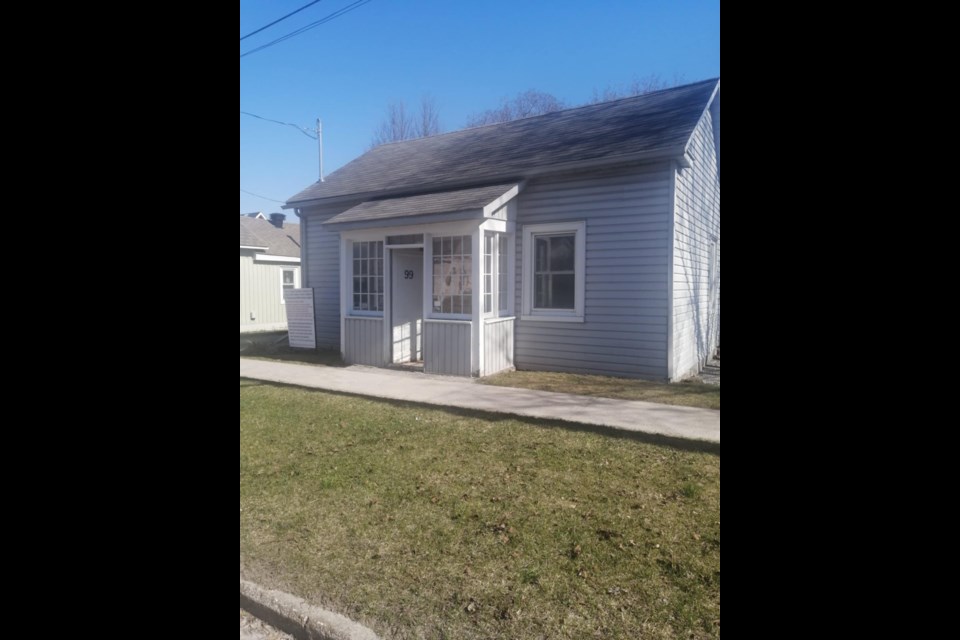 The little house at 99 Sophia St. W. awaiting demolition in April 2023.