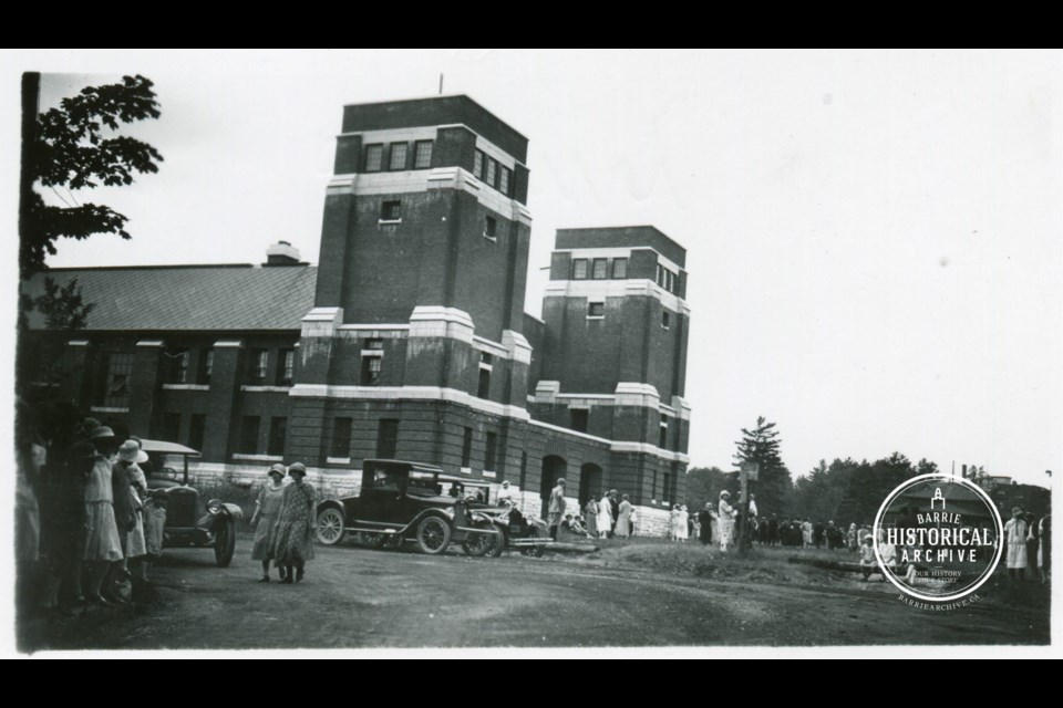 Barrie Armoury in 1925