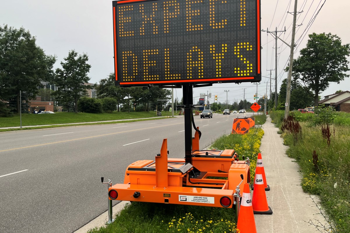 Section of Duckworth St. reopens, lane restrictions in effect - Barrie News