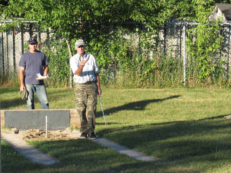 Horseshoes President of the Barrie Horseshoe Club Dave Fralick