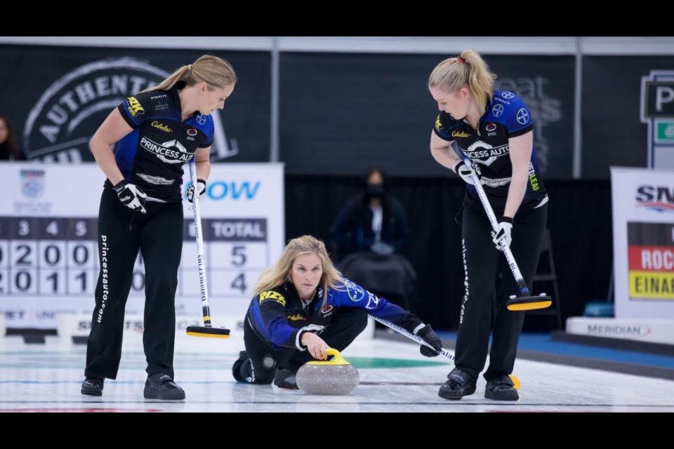 Jennifer Jones and her rink. 