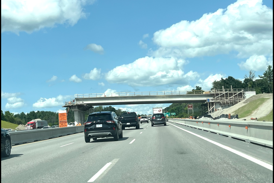 The Sunnidale Road bridge over Highway 400 in Barrie is beginning to take shape on July 19, 2024. 