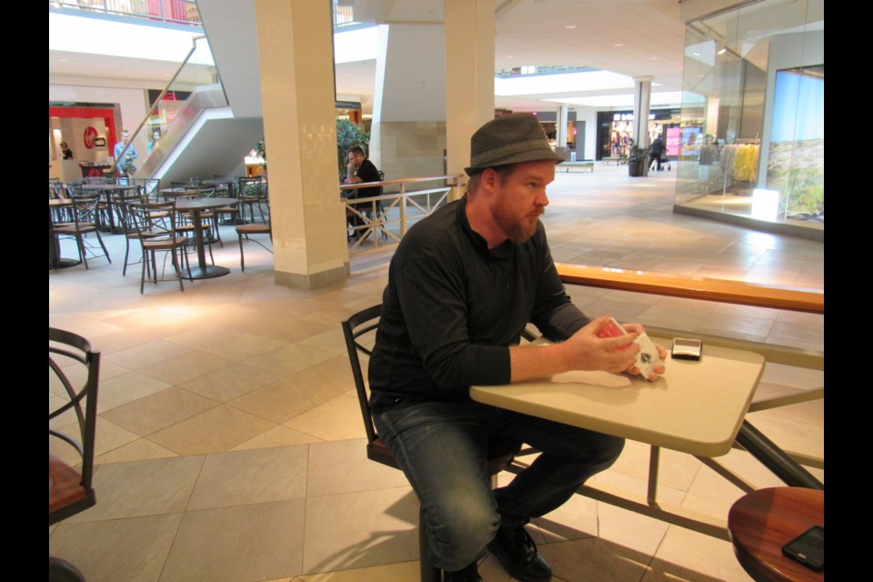 The Pickpocket Magician James Harrison in a mall could be entertaining for some