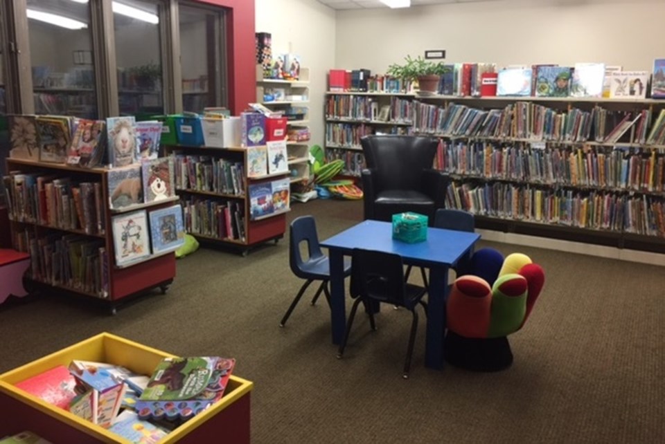 2020-powassan-library-interior-3-kh