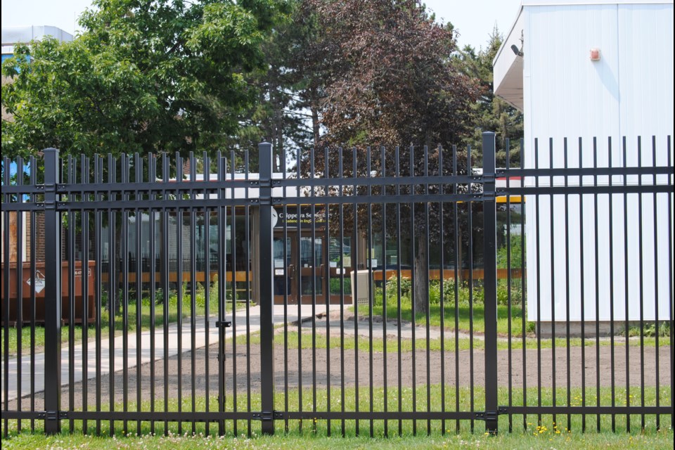 The school's main entrance as seen from Chippewa Street West.