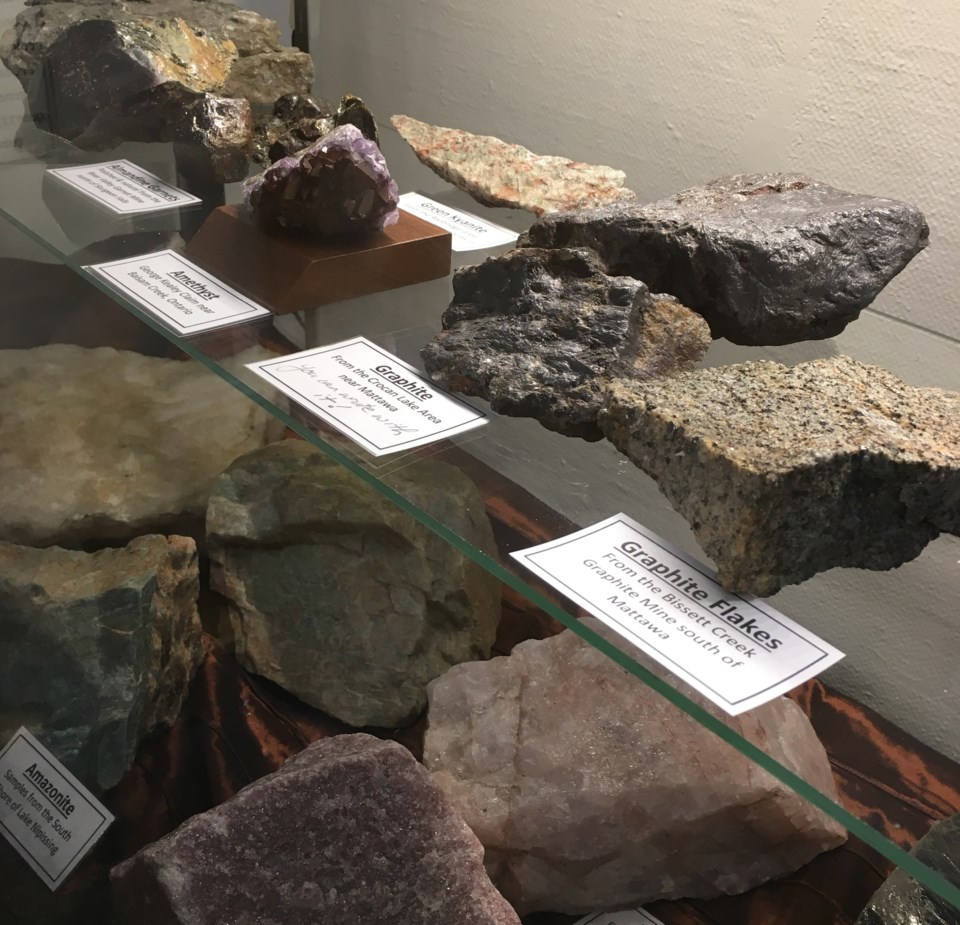 20180627 rock exhibit callander museum