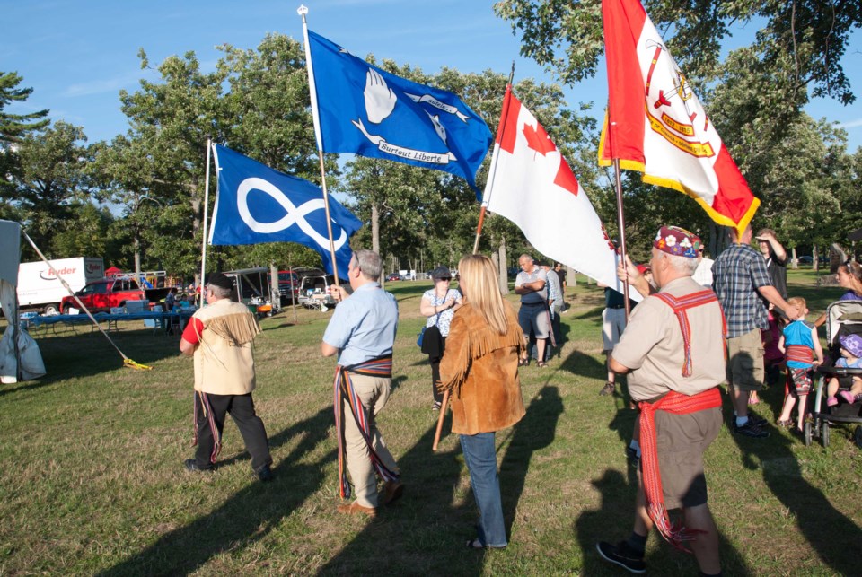 Flags Metis Nation Ontario KAS