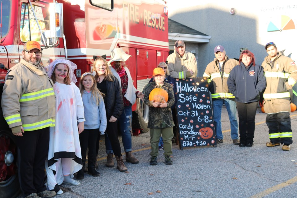 halloween powassan fire hall kathie hogan 2017