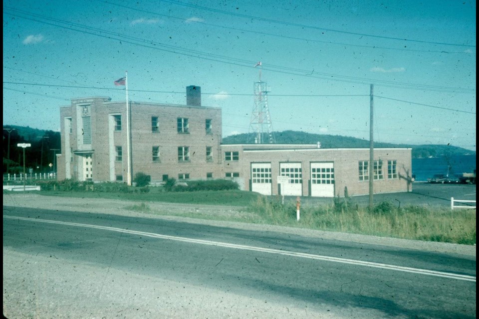 The MNR Trout Lake office circa 1959. Photo courtesy MNRF.