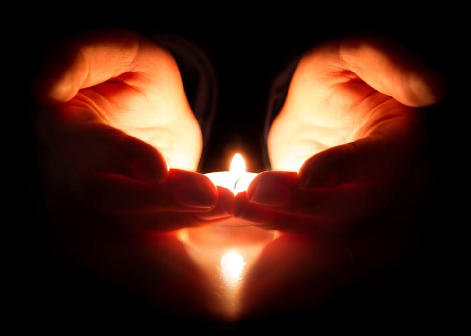 candle light vigil shutterstock_169710836 2016