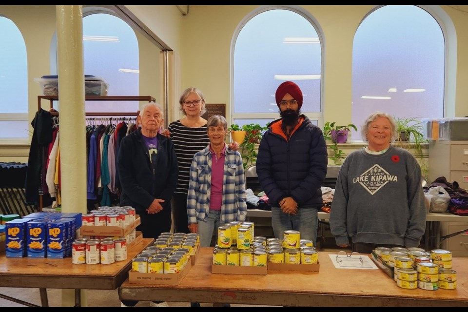 Trinity Food Shelf volunteers