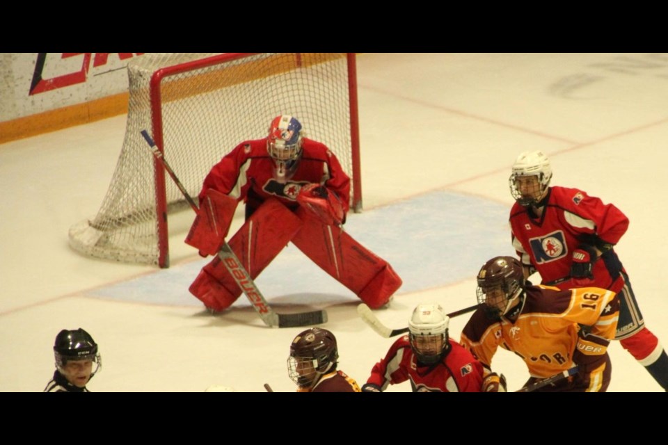 Jackson Curran in action against the Timmins Majors. Photo by Chris Dawson/BayToday. 