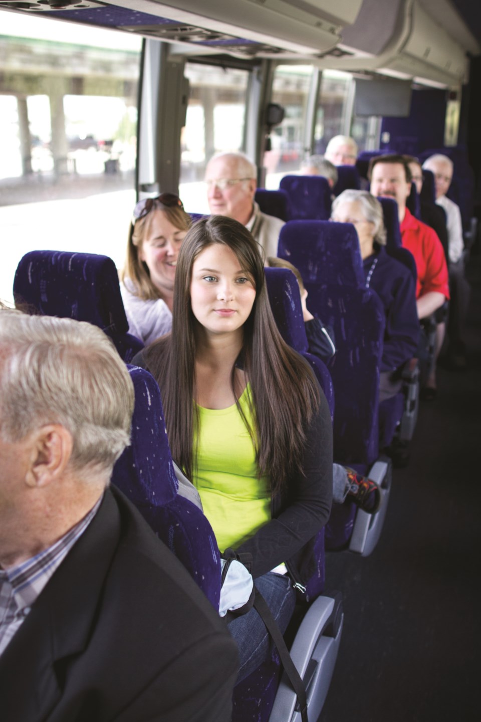 2015 10 20 ONTC Customers on Bus