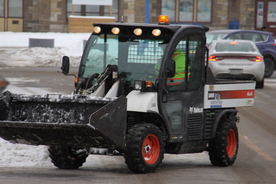 20181119 sidewalk front end loader turl