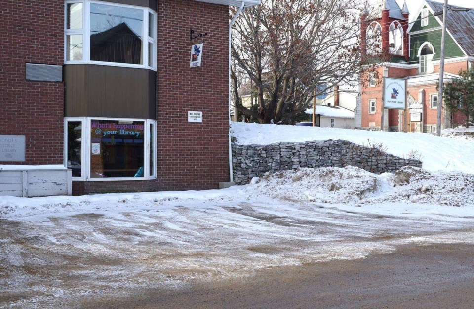 2024-powassan-library-snow