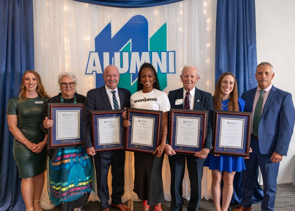 nu-alumni-award-202-nipissing-awards-14-group-photo-1