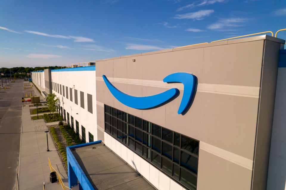 amazon-logo-office-gettyimages-1503034465