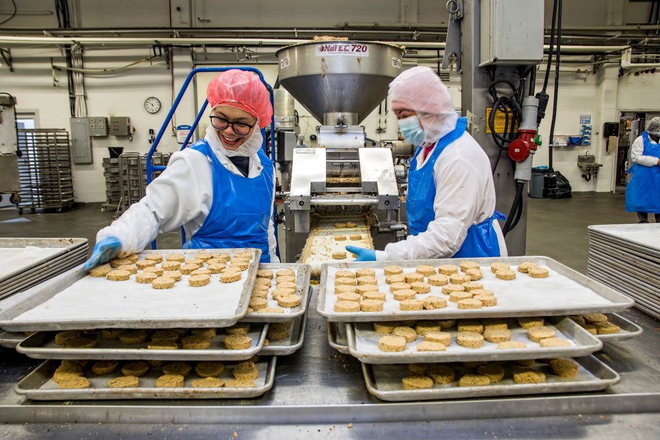 big-mountain-foods-workers-make-plant-based-cookies-cc