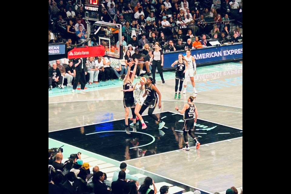 Forward Breanna Stewart and Center Jonquel Jones play defense in the paint