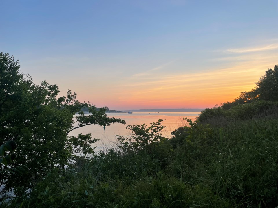 05_30_2022_sunset_calvert_vaux_park_coney_island_creek