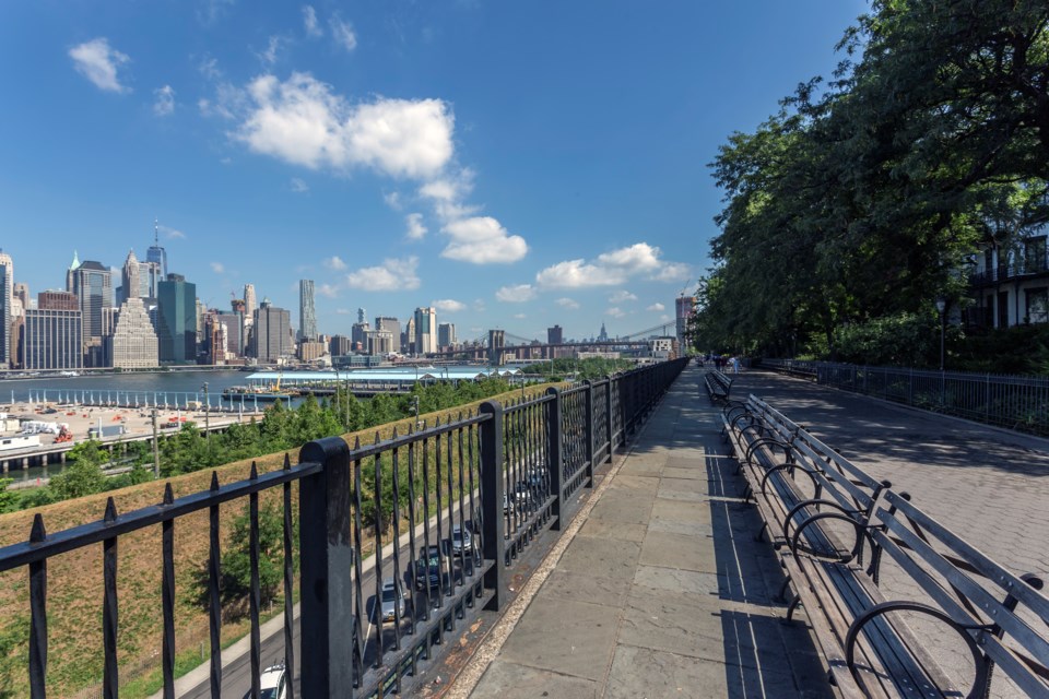 brooklyn_heights_promenade_ny1