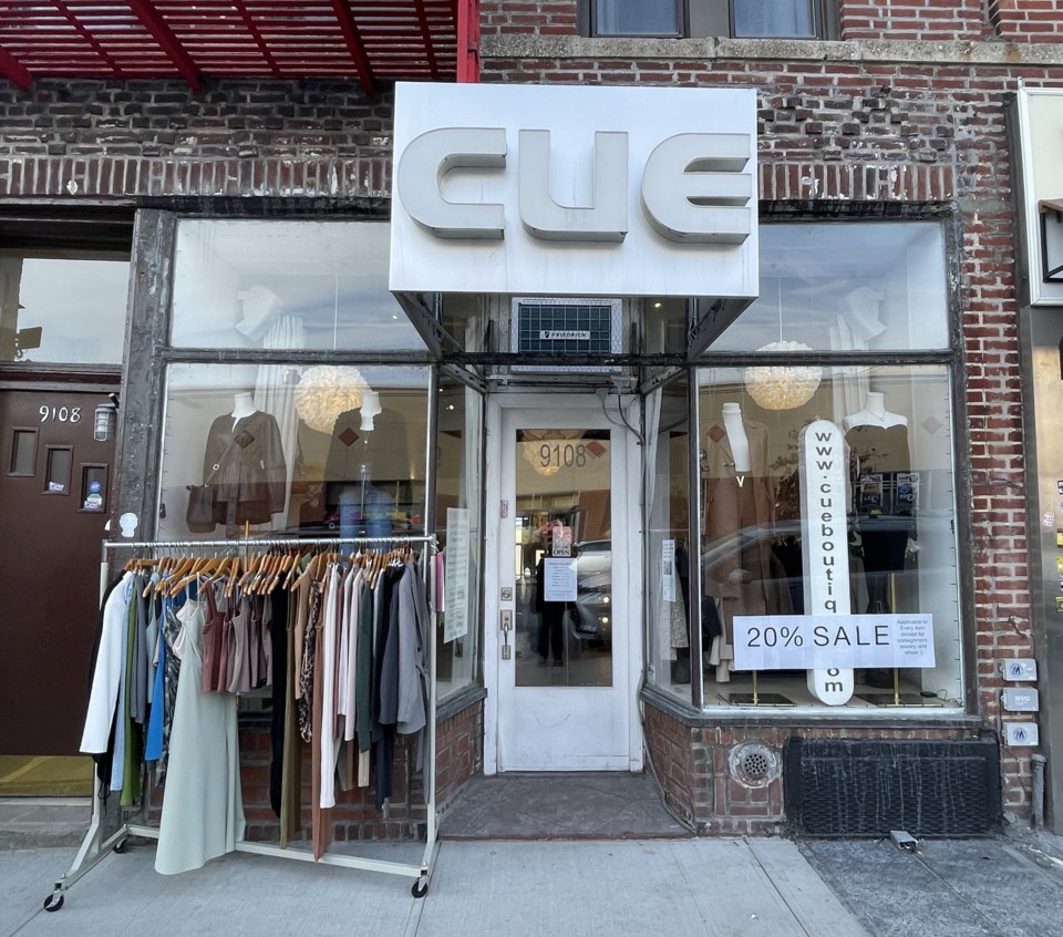 cue-exterior