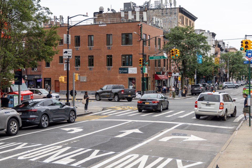 new-vehicle-travel-lane-markings-at-atlantic-avenue-and-court-street