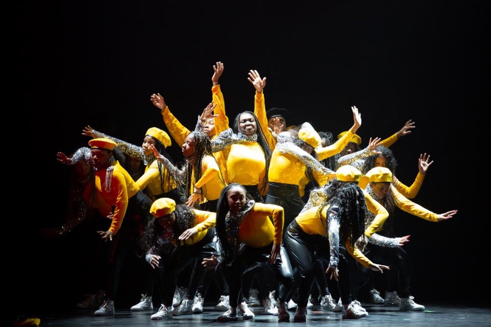 forces-of-nature-kwanzaa-2019-at-the-apollo-theater-photographed-by-solwazi-afi-olusola-165