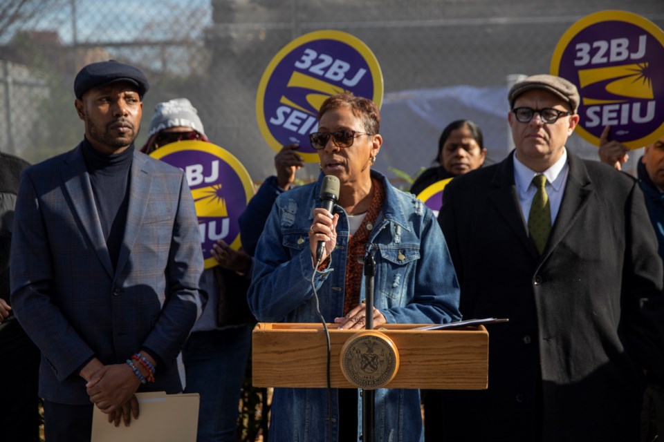 speaker-adrienne-adams-joins-announces-restorations-to-nycha-security-guard-funding_54141089297_o