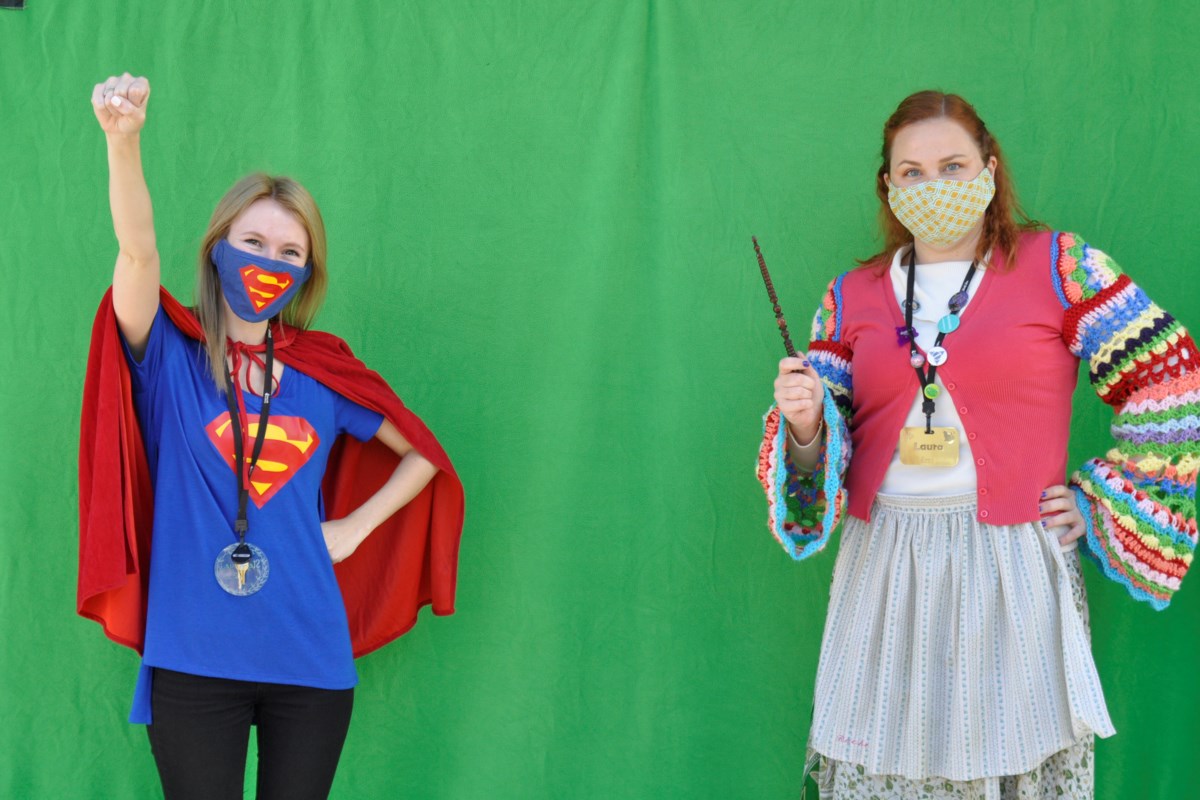 Innisfil Library hosts Halloween photo shoot (5 photos) Innisfil News