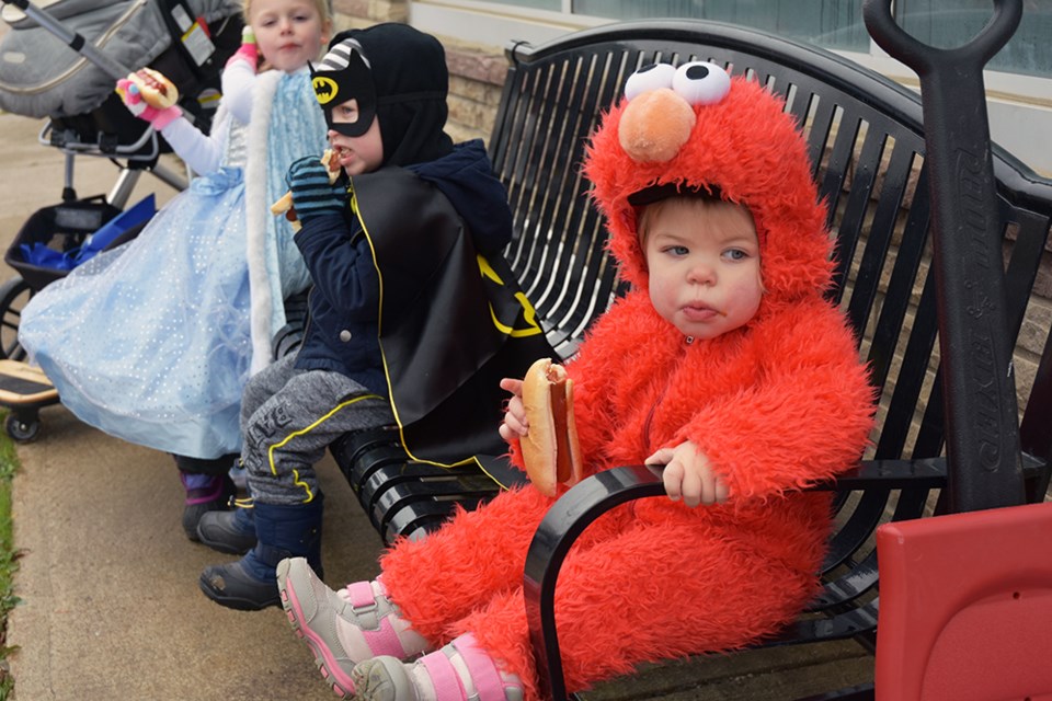 Baby Elmo and friends enjoyed hot dogs in Cookstown.

