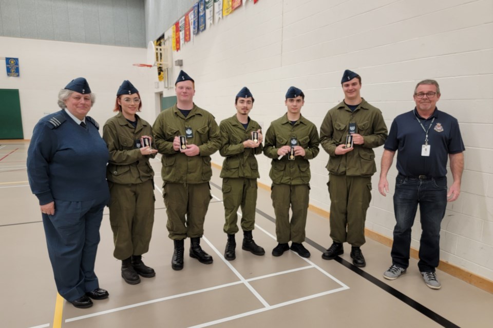 Air Cadet League of Canada awarded cadets with Air Cadet Service Medal.