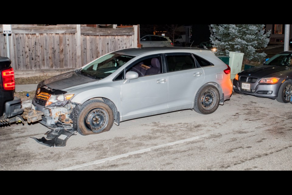 Car Crashes Into Multiple Vehicles In Bradford 5 Photos Barrietoday Com