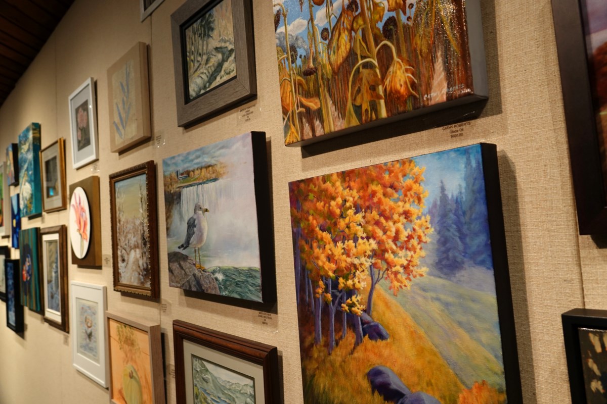 Burlington artists display works at Burlington Centre all week ...