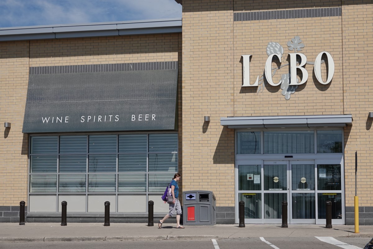 VIDEO: LCBO strike sends locals to picket line; shoppers can choose between beer and wine online